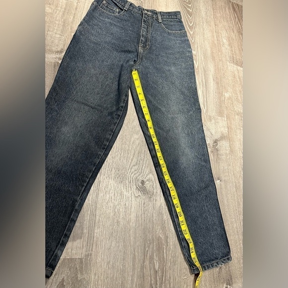 Vintage - Don’t Stop - Women’s Ultra High Waisted Mom Style Jeans - 80’s - Picture 8 of 9